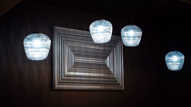 Lobby · Designerleuchten Wandbild — The Fritz Hotel Düsseldorf