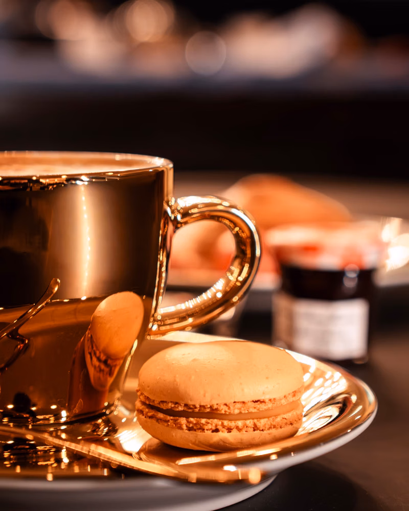 Frühstück · Macaron Detail — The Fritz Hotel Düsseldorf